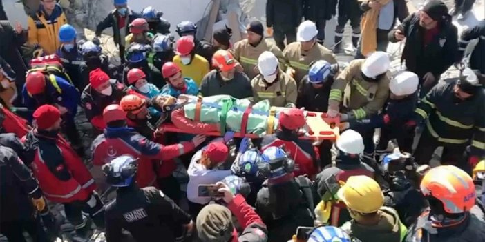 Nurdağı'nda Depremin 129. Saatinde 4 Kişi Enkazdan Kurtarıldı