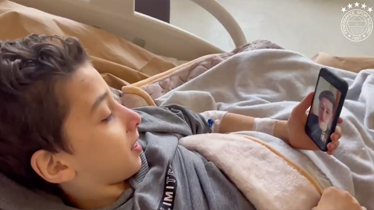 Fenerbahçeli Arda, Mesut İle Telefonda Görüştü