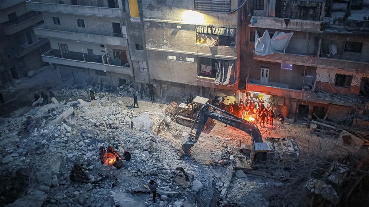 Kahramanmaraş Merkezli Depremlerden Etkilenen Suriye'de Can Kayıpları Artıyor