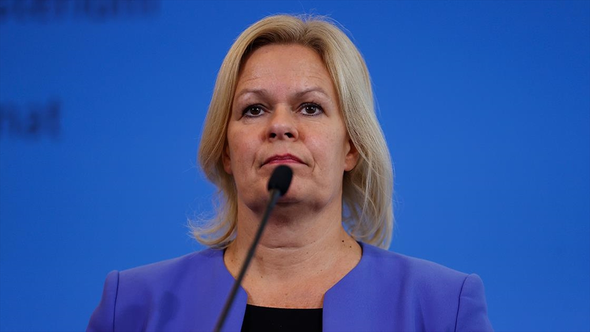 Almanya Depremzedelere Vize Kolaylığı Sağlamayı Planlıyor