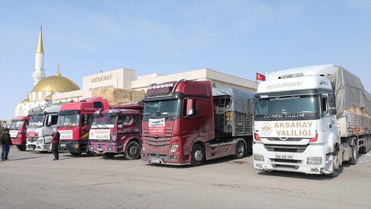 Aksaray'dan Deprem Bölgelerindeki Hayvanlar İçin 225 Ton Yem Gönderildi