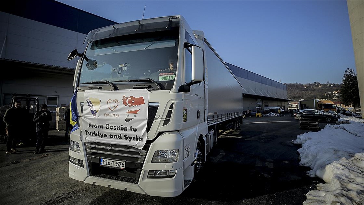 Bosna Hersek Ve Sırbistan'da Toplanan Yardımlar Türkiye'ye Doğru Yola Çıktı