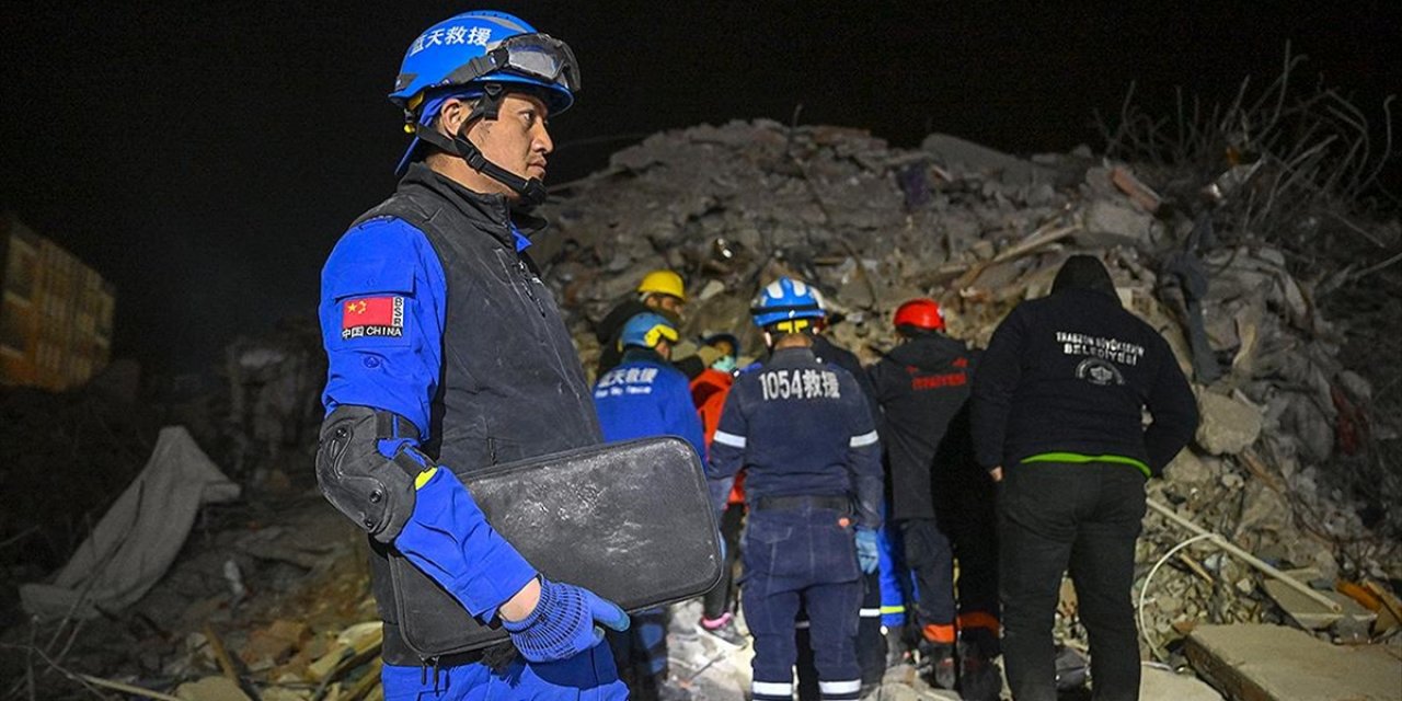 290 Kişilik Çin ekibinden mucize!