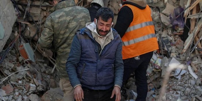 Depremde Çuvallayan GSM Operatörlerine Dava Açılıyor