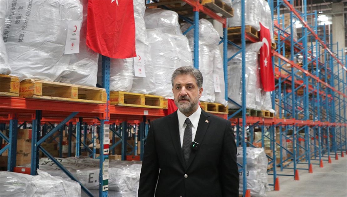 Türkiye'nin Pekin Büyükelçisi Önen: Çin'den Şu Ana Dek 254 Ton Deprem Yardımı Ulaştırıldı