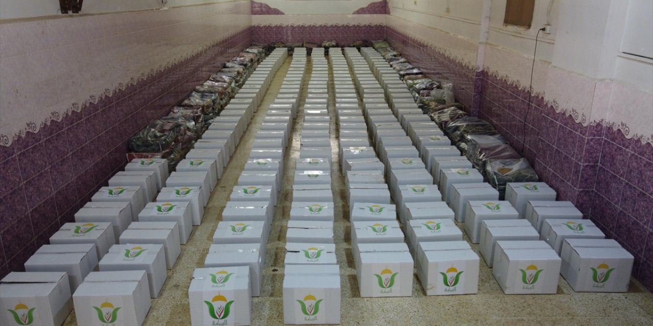 Cezayir'de, Depremzedelere Yardım İçin "Kardeşlik Hakkı" Kampanyaları