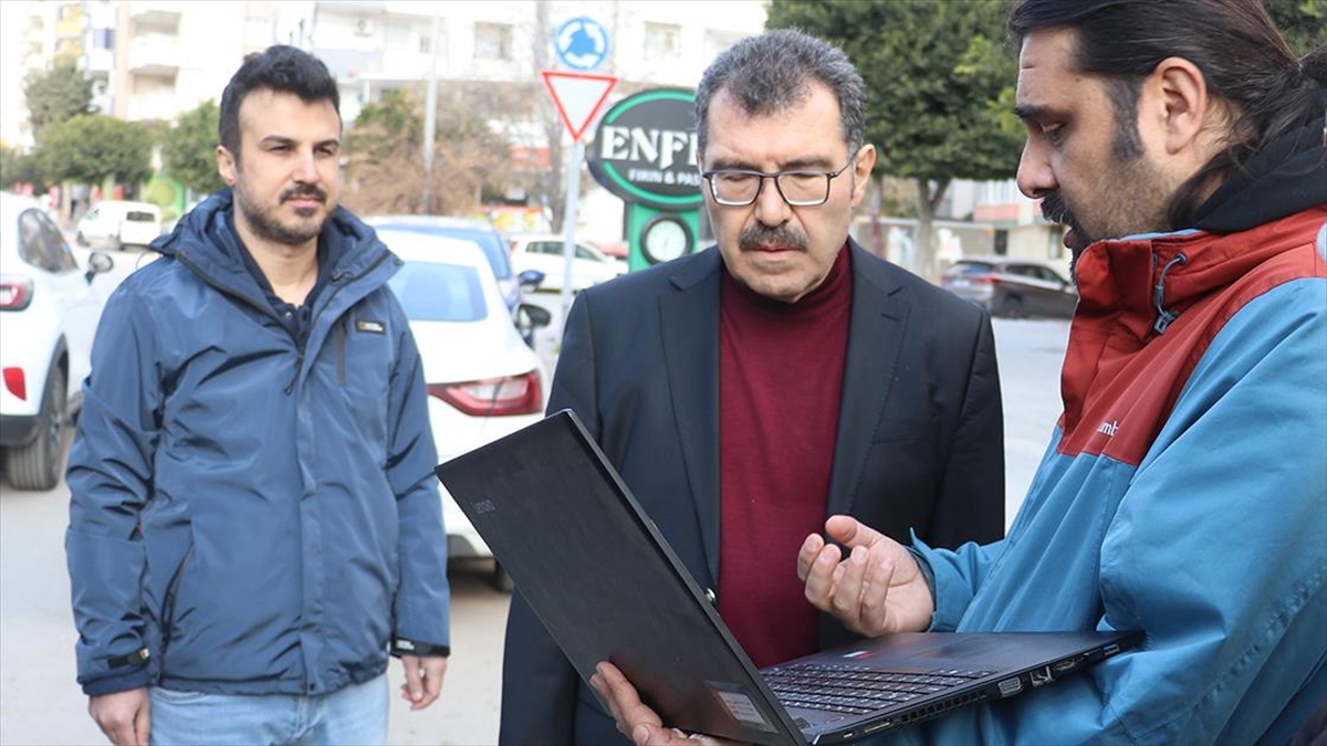 "deringörü" Programıyla Deprem Bölgesinde 157 Refakatsiz Çocuğun Ailesi Belirlendi