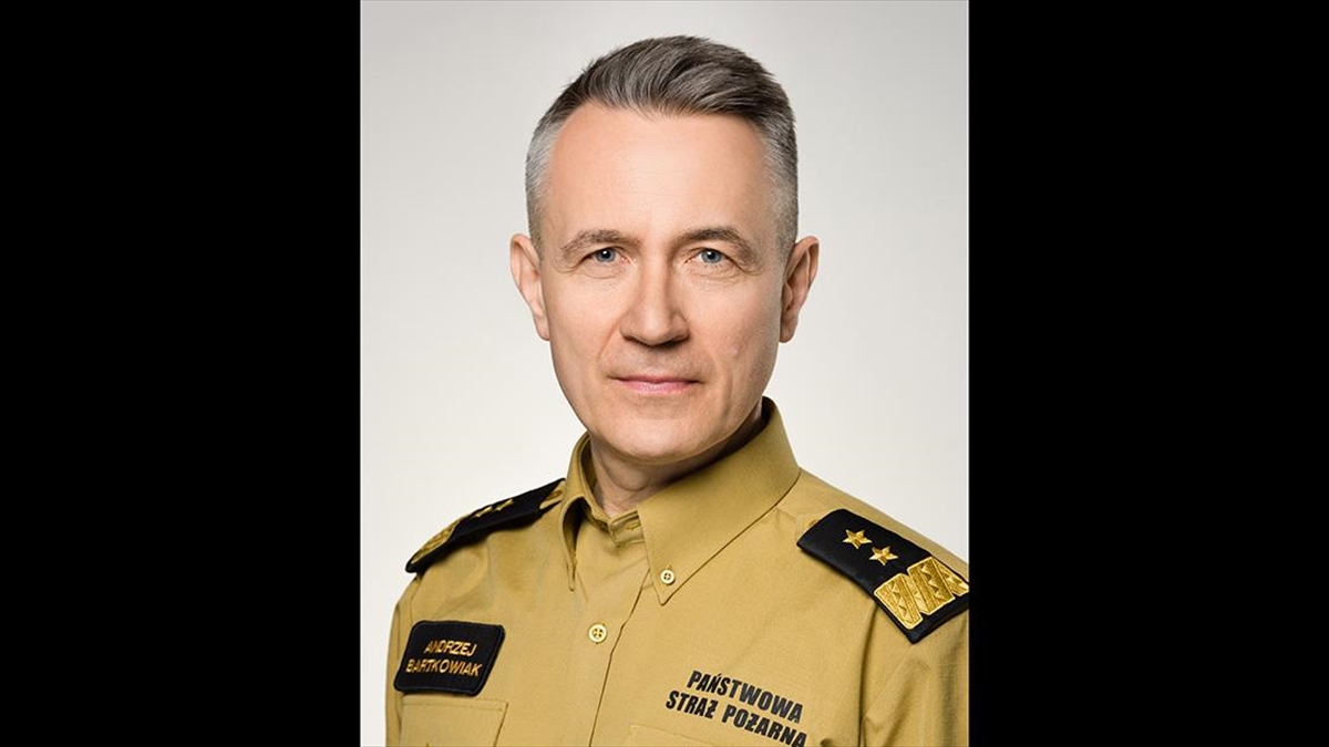 Polonya Devlet İtfaiyesi Şefi Bartkowiak: 12 Kişiyi Kurtardık Ve 12 Dünya Kurtarmış Olduk