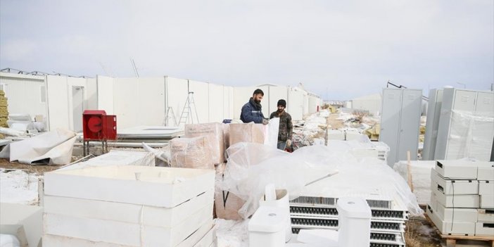 Eskişehir'den Deprem Bölgesine Prefabrik Evler Gönderiliyor