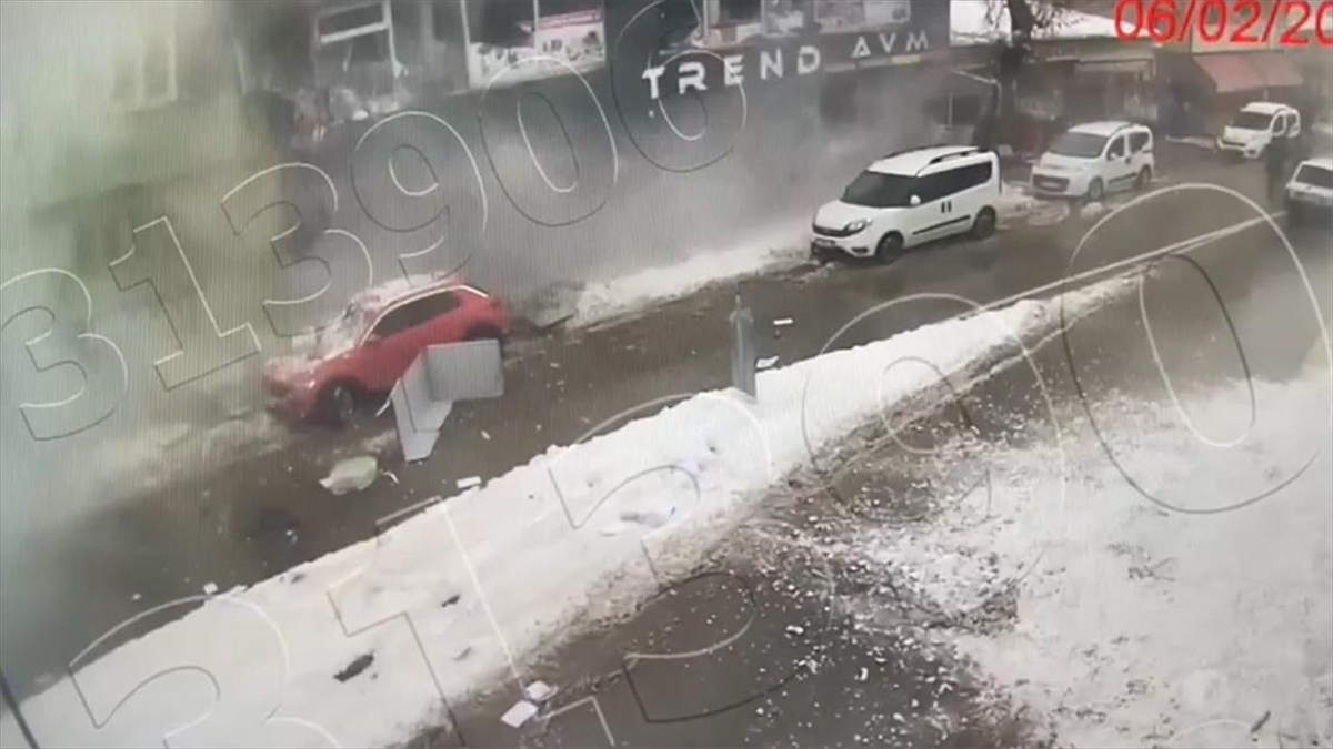 Kahramanmaraş'ın Afşin İlçesinde Deprem Anının Yeni Görüntüleri Ortaya Çıktı