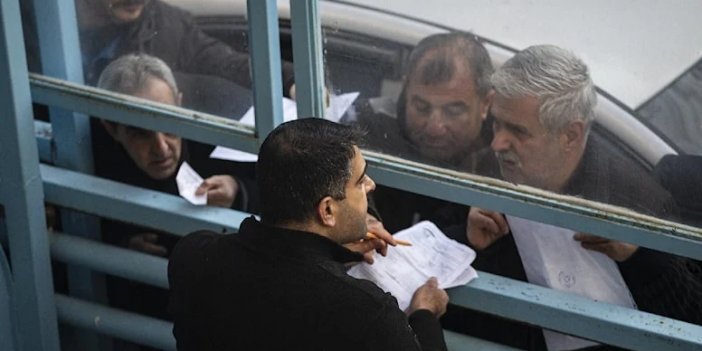 AKP MYK’da ‘EYT 1 yıl ertelensin’ önerisi