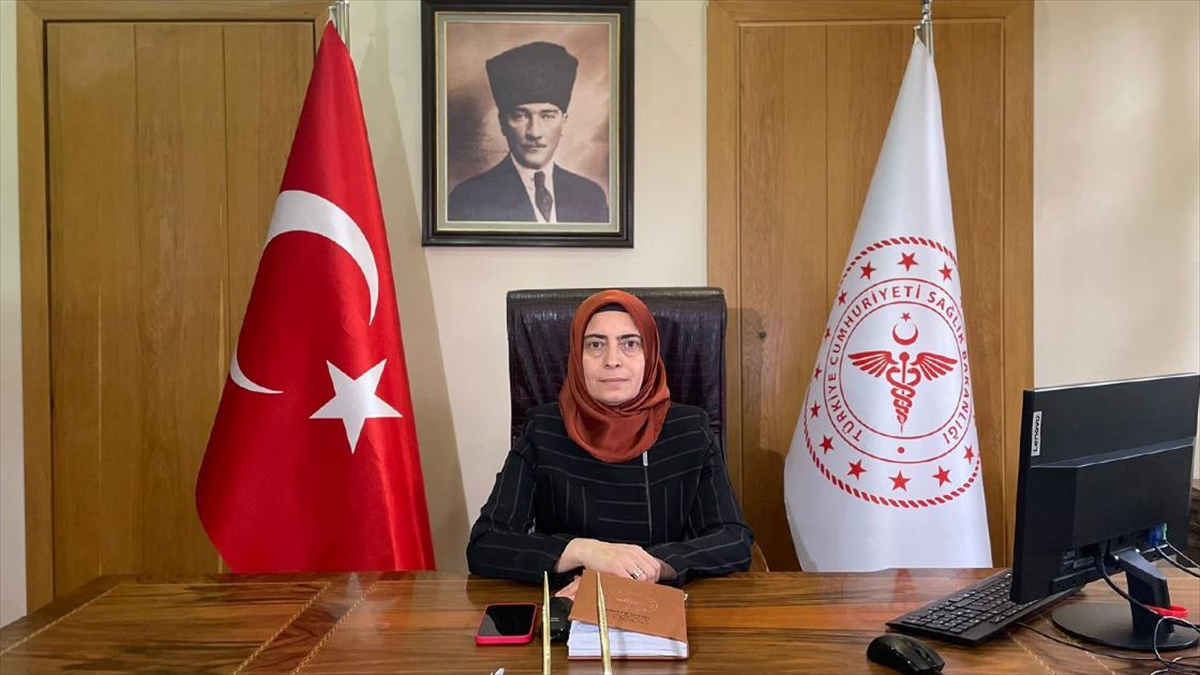 Depremzedelere Psikososyal Destek İçin "afet Ve Travma Yardım Ve Destek Hattı" Kuruldu