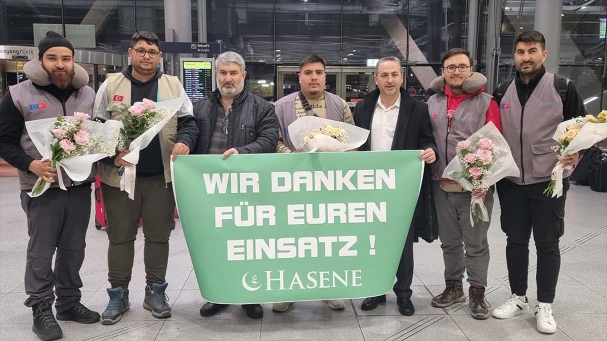 Deprem Bölgesinde Arama Kurtarma Çalışmalarına Katılan Hasene Ekibi Köln'e Geri Döndü
