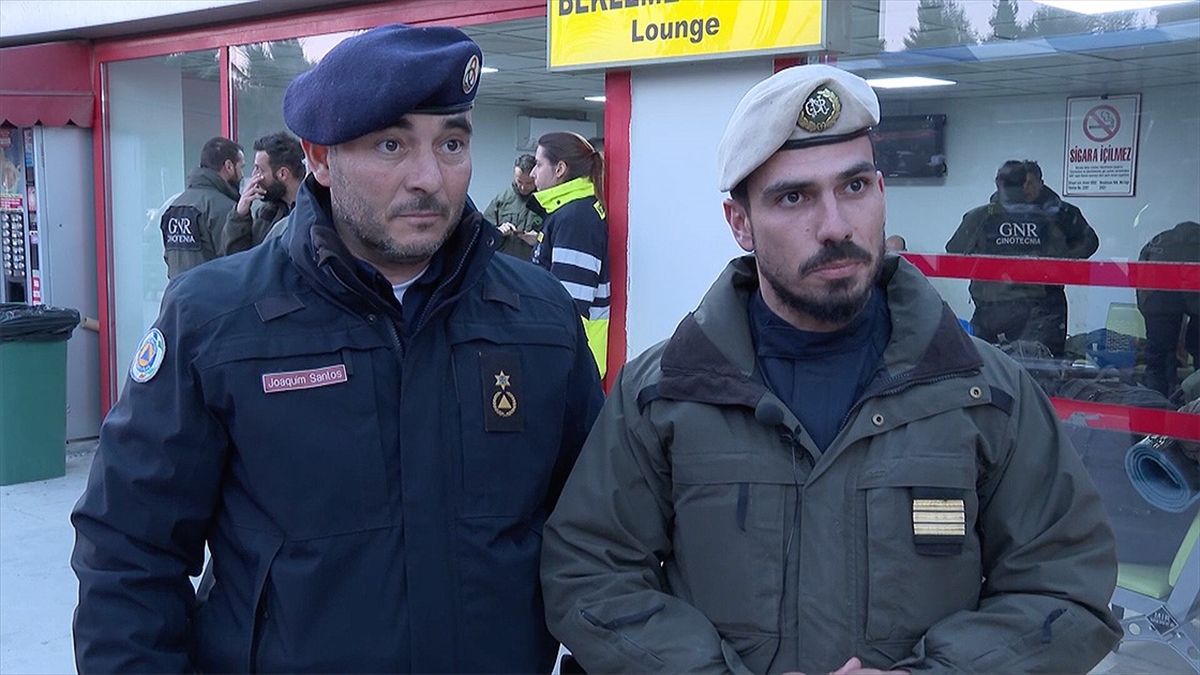 Portekiz Arama Kurtarma Ekibi "bu Güzel Ülkenin Yeniden İnşa Edileceğini" Umuyor