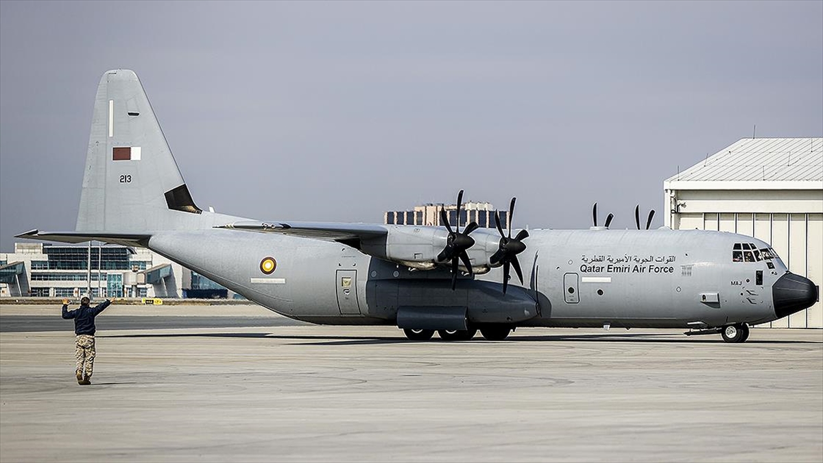 İstanbul'dan 1400 Portatif Yatak Ve Bir Palet Hilti Deprem Bölgesine Gönderildi