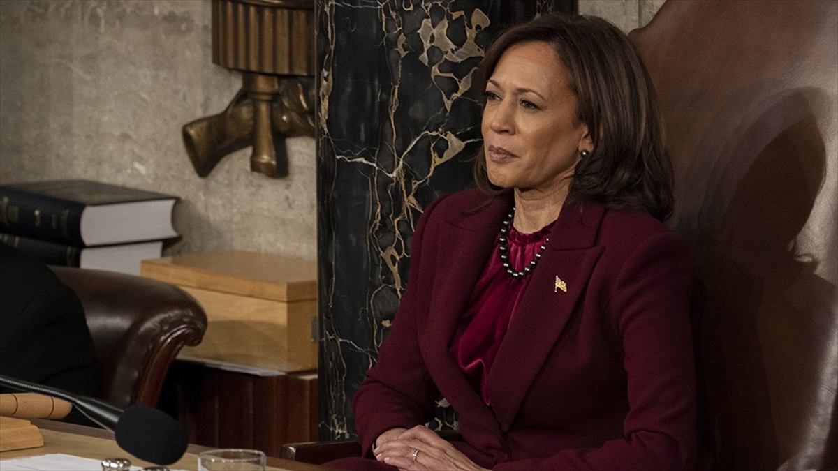 ABD Başkan Yardımcısı Harris Rusya'nın Ukrayna'da İnsanlık Suçu İşlediğini Söyledi