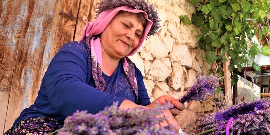 Kuyucaklı Kadınların Ekmek Kapısı 'Lavanta'
