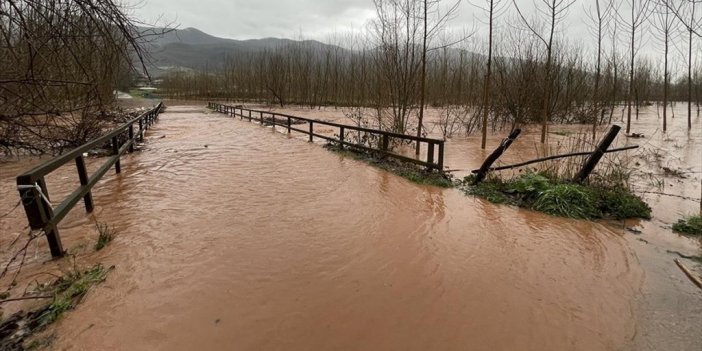 Bartın'da Sağanak Ve Eriyen Kar Taşkına Neden Oldu