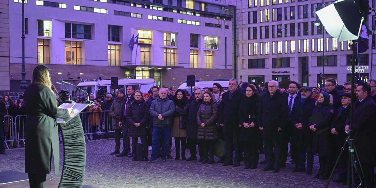 Almanya'da Kahramanmaraş Merkezli Depremlerde Hayatını Kaybedenler Anıldı
