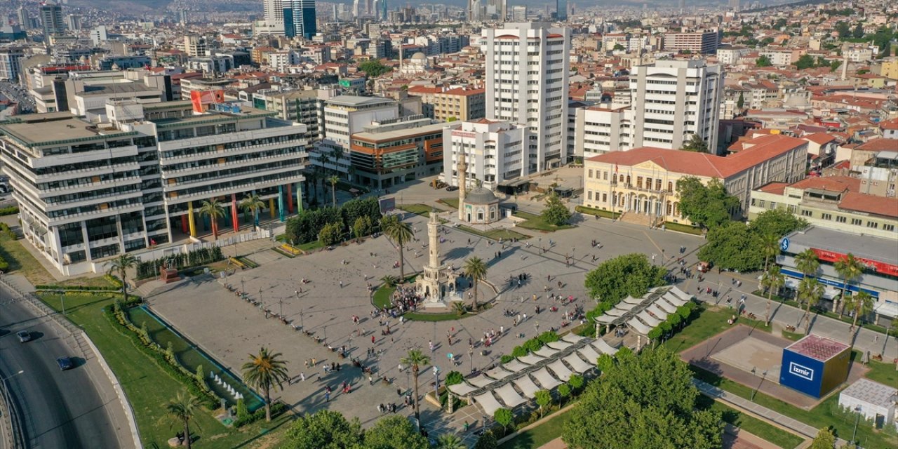 İzmir'de Risk Taşıyan 8 Okulun Tahliyesi hakkında flaş karar!