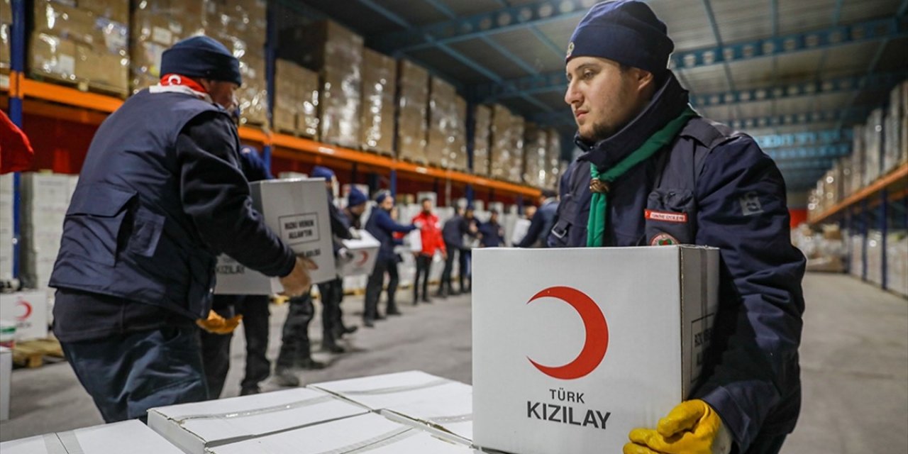 İzciler, Deprem Bölgelerinin Gönüllü Destekçileri Oldu