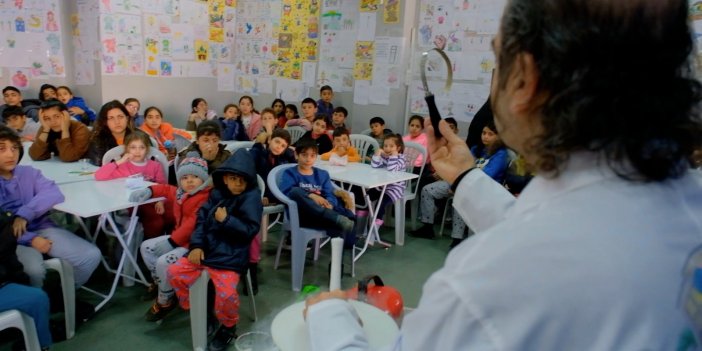ANKARA BÜYÜKŞEHİR BELEDİYESİNDEN DEPREMZEDE ÇOCUKLARA SAĞLIK TARAMASI VE ÇOCUK ATÖLYESİ
