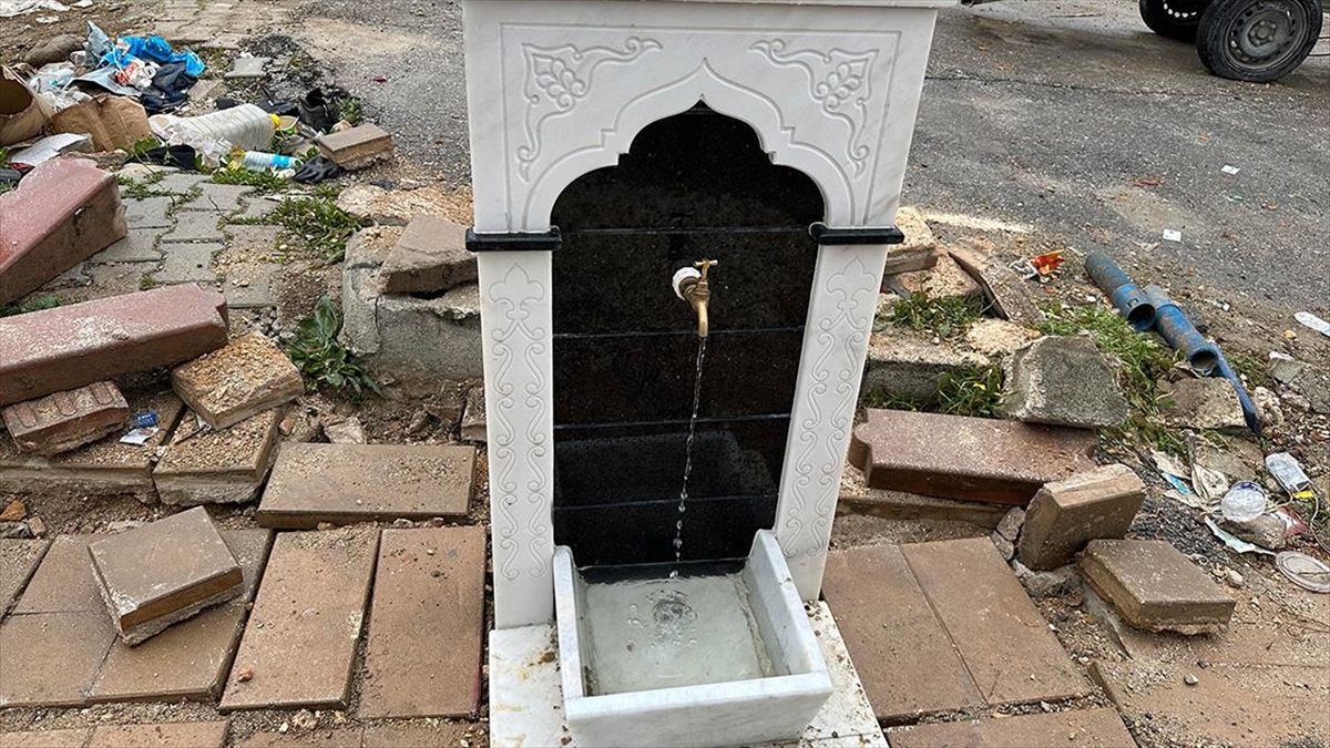 Konya Büyükşehir Belediyesi, Hatay'a Sokak Çeşmeleri Yapıyor