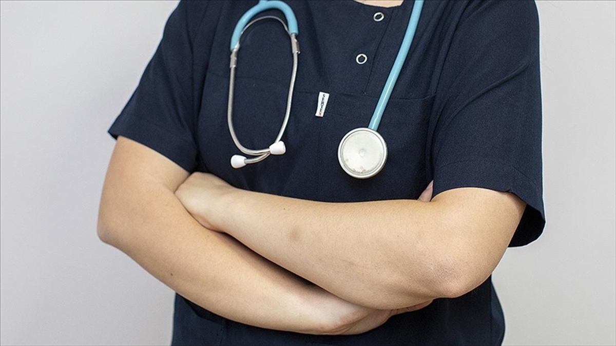 Sağlık Bakanı Fahrettin Koca, Tus Ve Ydus Tarihlerinin Erteleneceğini Açıkladı