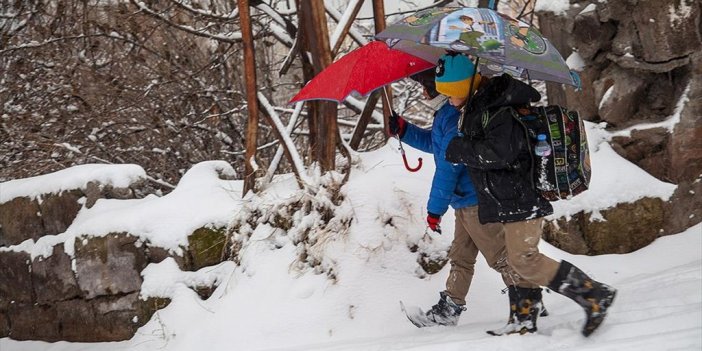 Ardahan'ın Damal Ve Posof İle Ağrı'nın Hamur İlçesinde Eğitime Kar Engeli