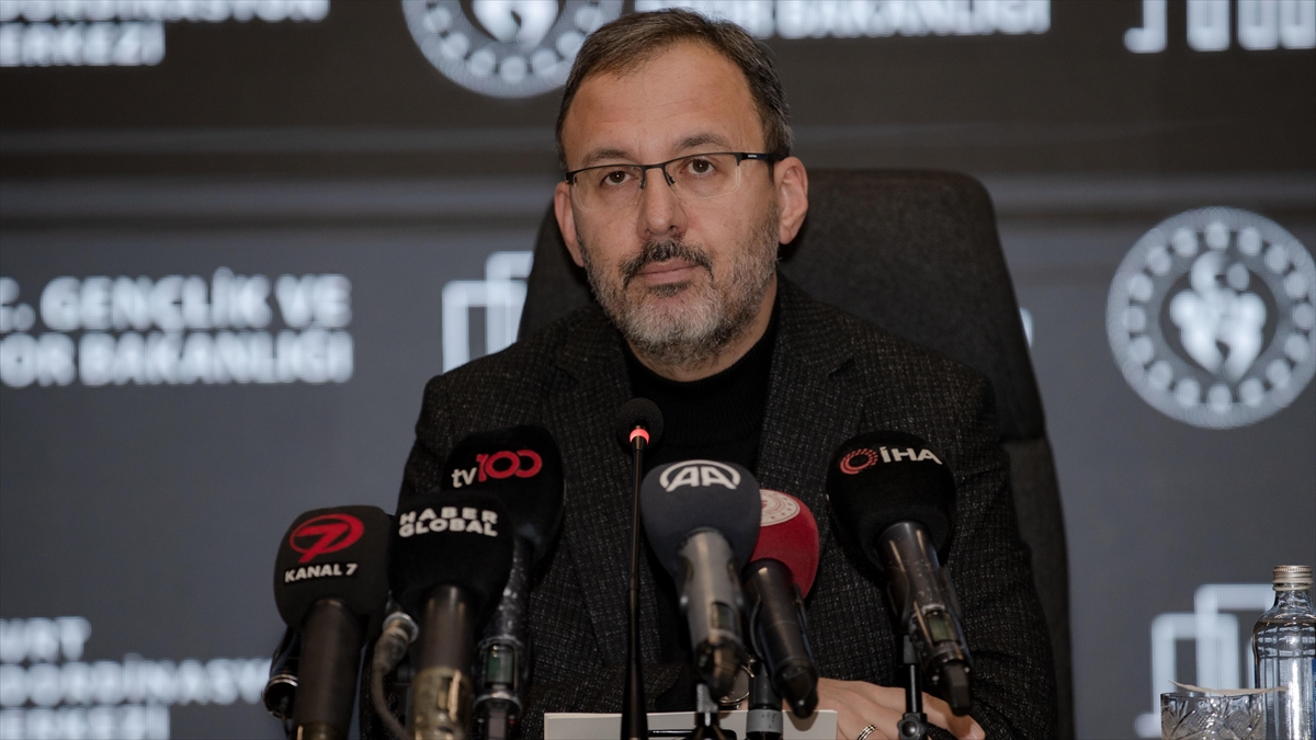 Bakan Kasapoğlu Yurt Ücret Ödemeleriyle İlgili Konuştu