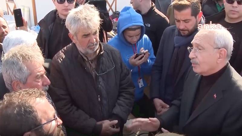 Kılıçdaroğlu Hatay'da depremzedeyle konuştu