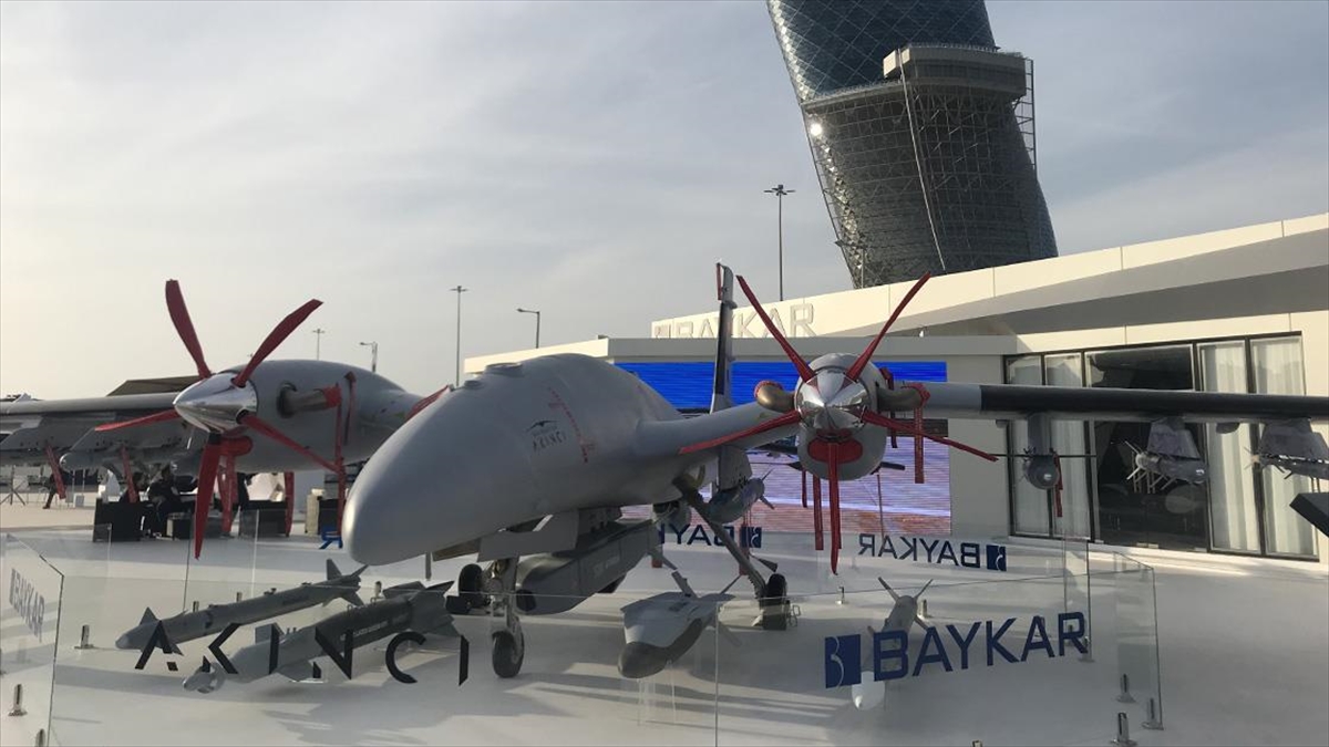 Bayraktar Akıncı Tiha Yurt Dışındaki Bir Savunma Fuarında İlk Kez Sergilendi
