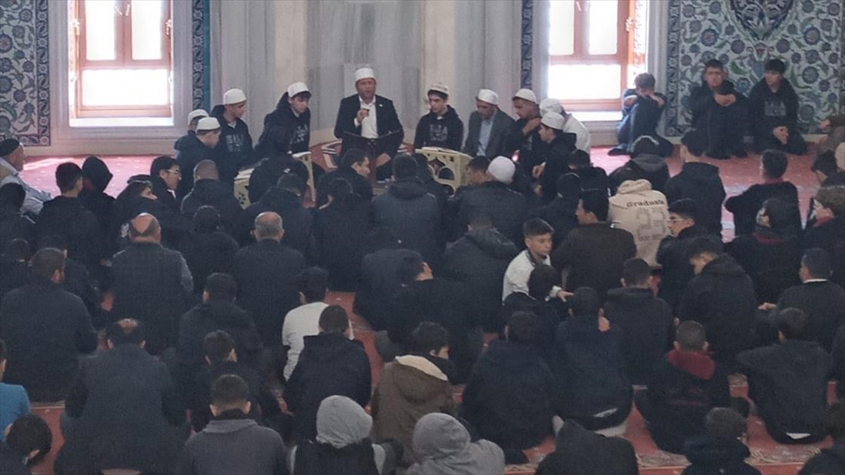 KKTC'de Hayatını Kaybedenler İçin Hatim Duası Yapıldı