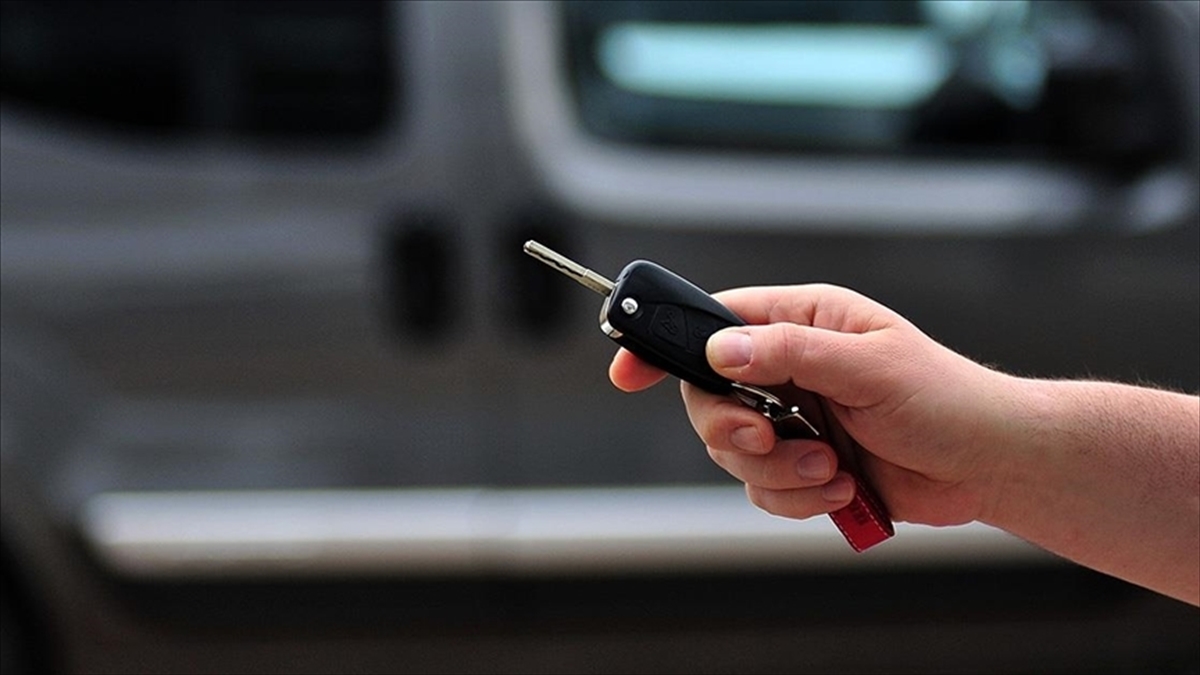 İkinci El Araçta "6 Ayda 6 Bin Kilometre" Şartına Uymayanlara 16 Milyon Lira Ceza