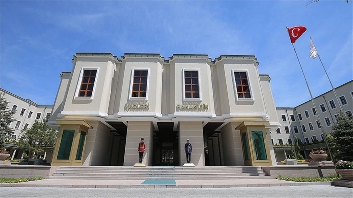 İçişleri Bakanlığı "Deprem Bölgesinde Çocuk Kaçırıldığı" İddialarının Asılsız Olduğunu Bildirdi