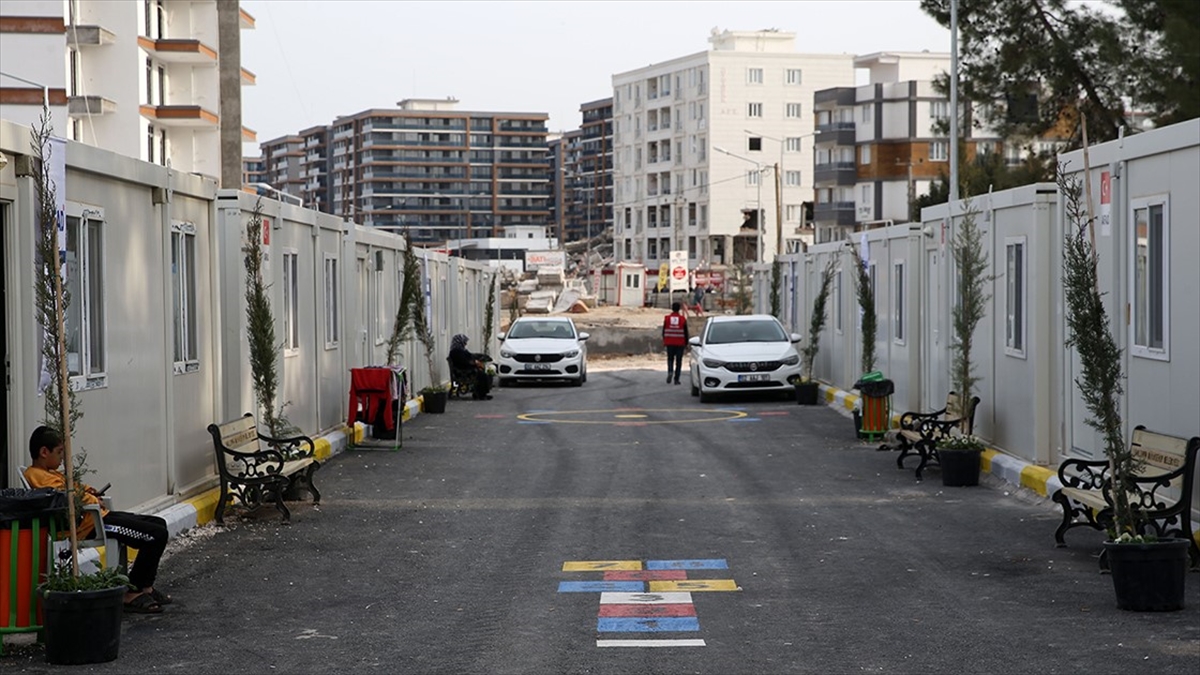 Afad, Konteynerlerde 45 Bin 996 Kişiye Barınma Hizmeti Verildiğini Açıkladı