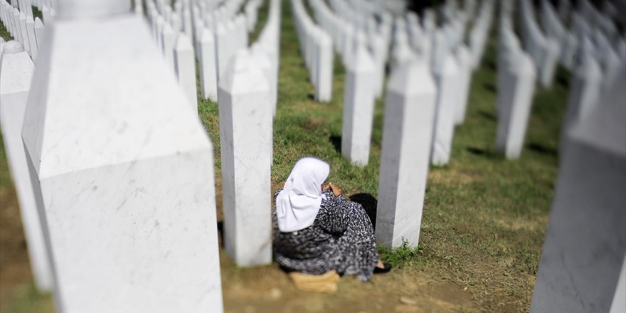 Potoçari Cenaze Töreninin Ardından Sessizliğe Gömüldü