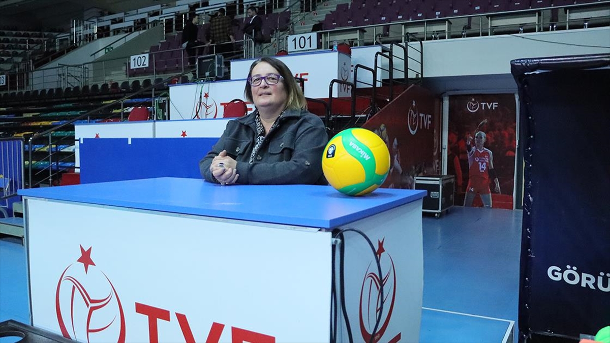 "dünyayı Kadınlar Yönetseydi..." Sorusuna John Lennon'ın "ımagine" Şarkısıyla Cevap