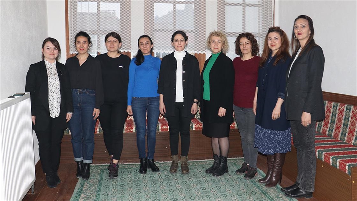 Kastamonu'nun "halime Çavuşları" Depremzedeler İçin Seferber Oldu