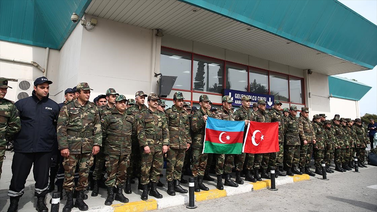 Azerbaycanlı Arama Kurtarma Ekiplerinin Dönüş Yolculuğu Sürüyor