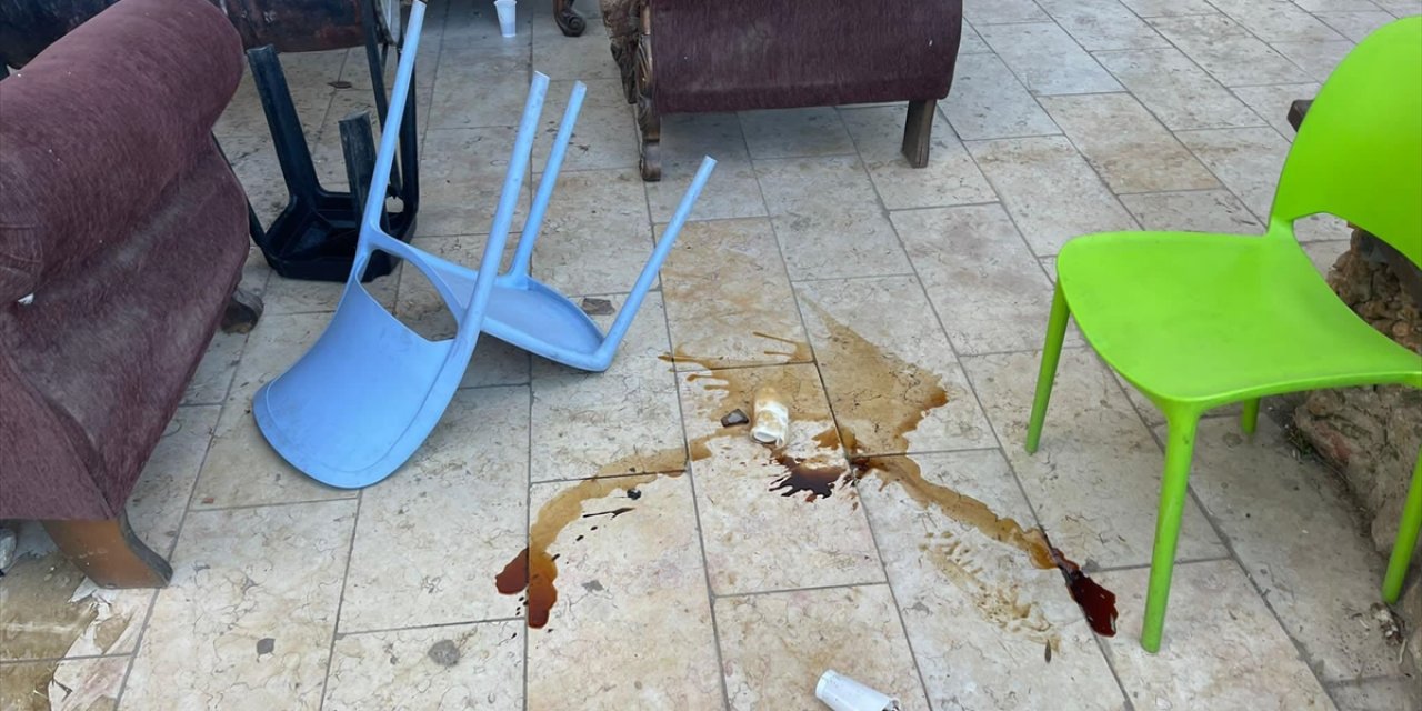 Fanatik Yahudi Yerleşimcilerden Filistinli Aktiviste Saldırı!