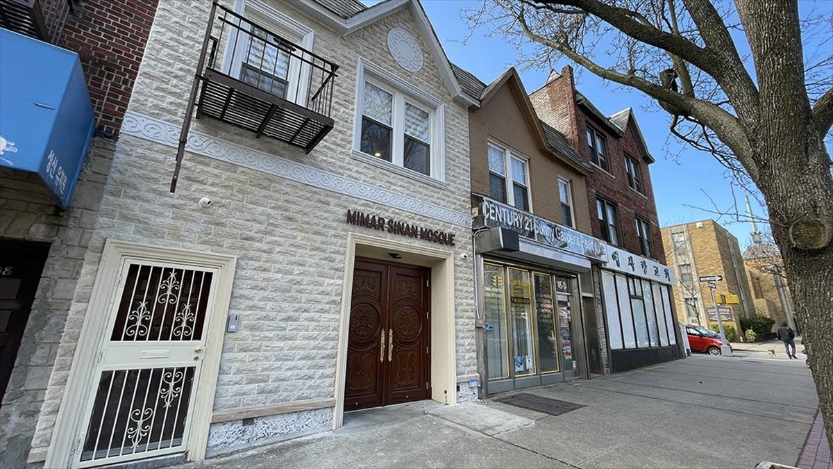 Amerikalı Kadın, Depremde Ölen New Jerseyli Firik Ailesi Adına Camiye Bağış Yaptı