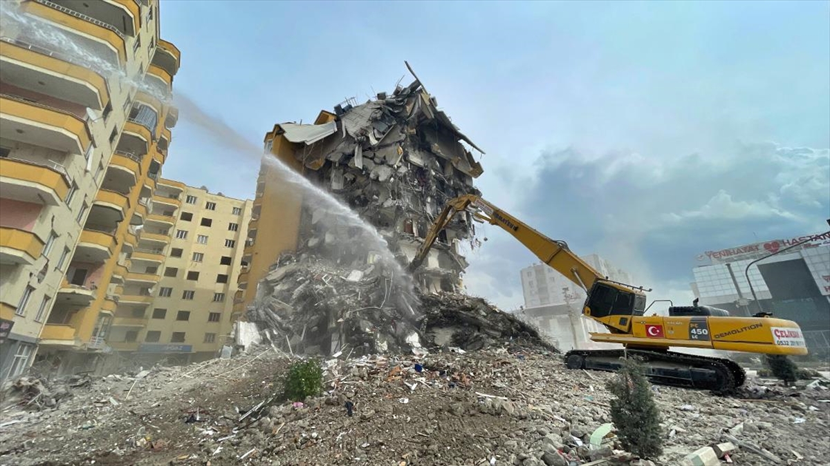 Osmaniye'de Kalıcı Konutlar İçin İlk Kazma Bu Ay Vurulacak