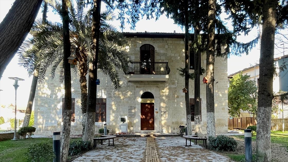 Hatay'da 10 Yıl Önce Restore Edilen Asırlık Taş Binalar Depremden Sağlam Çıktı