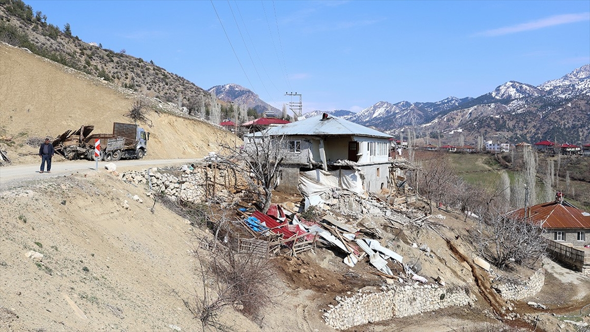 11 İlde 110 Yerleşim Yeri Tahliye Edildi