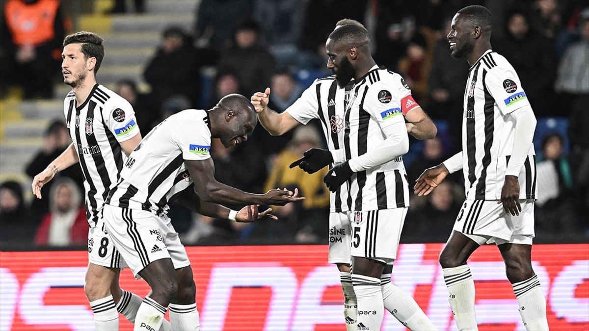 Beşiktaş, Deplasmandan 3 Puanla Döndü