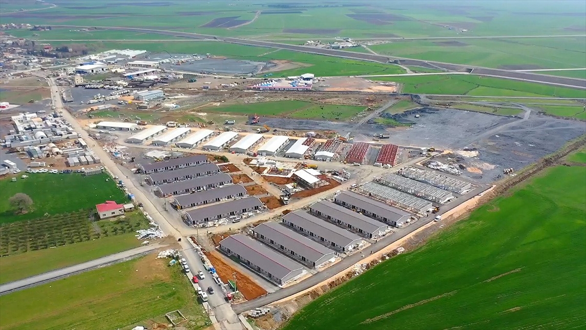 Nurdağı'ndaki Geçici Barınma Merkezinin Yapım Aşamaları Kayıt Altına Alındı