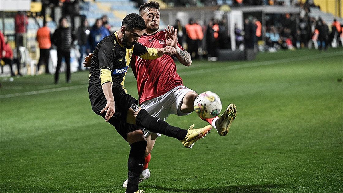 İstanbulspor 3 Puanı 3 Golle Aldı