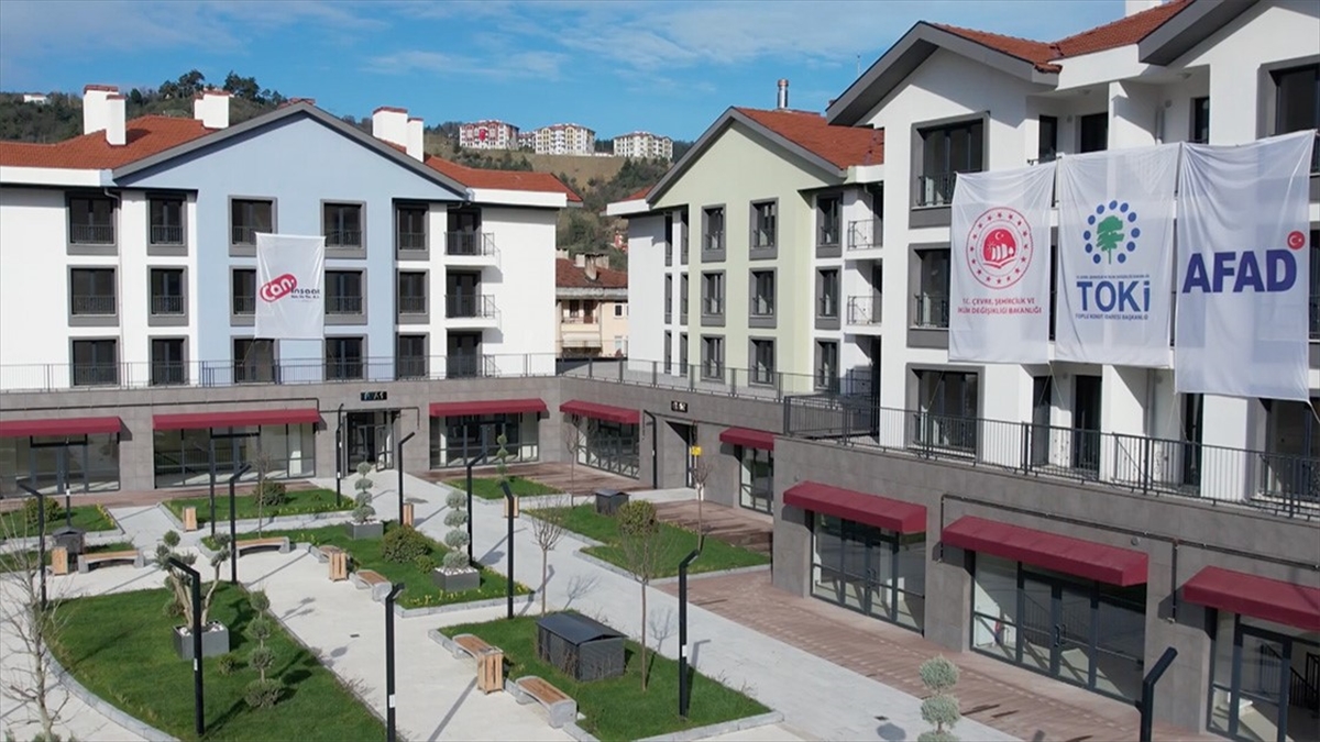 Sel Felaketinin Yaşandığı Bozkurt'ta Toki Konutlarının Teslimine Başlanacak