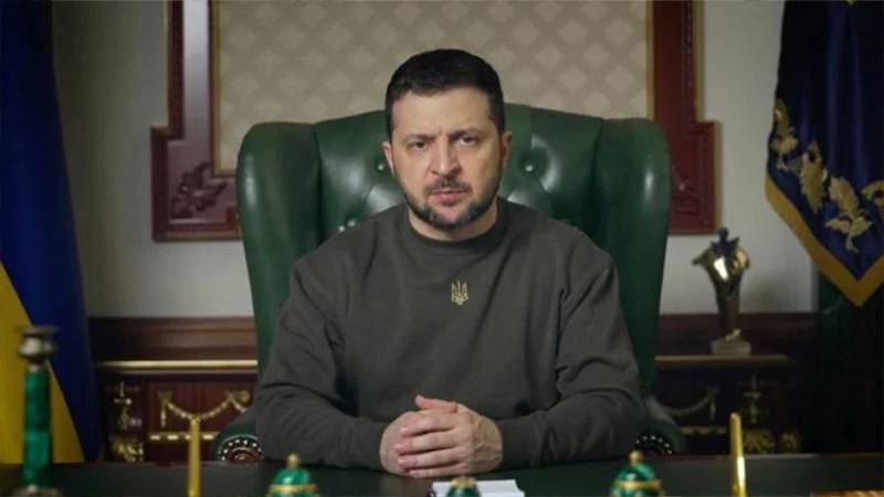 Zelenski 3 valiyi görevden aldı